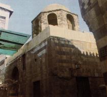 المدرسة الإخنائية 